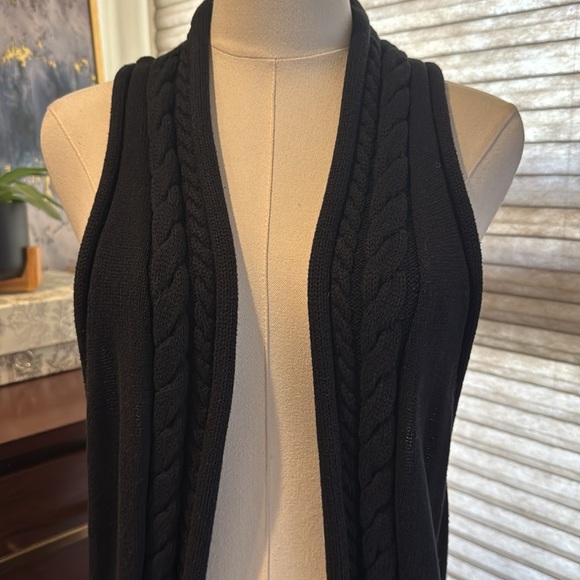 Rubbish Woman's Black Sleeveless Knit Cardigan. Size Small - Picture 5 of 6